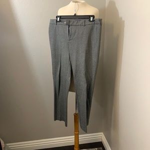 NYDJ size 6 blk whit pattern bk pockets front zip